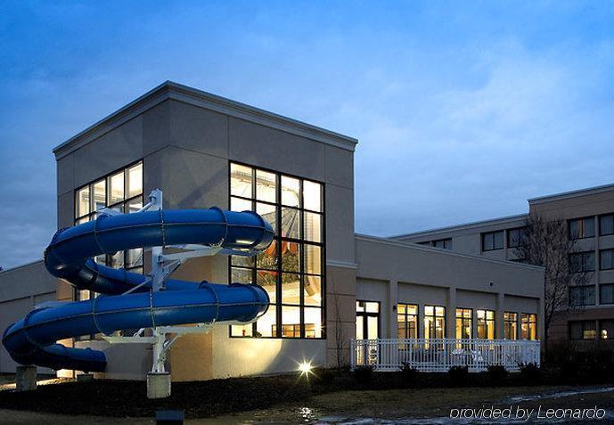 Fairfield Inn & Suites By Marriott Cleveland Beachwood Exterior photo